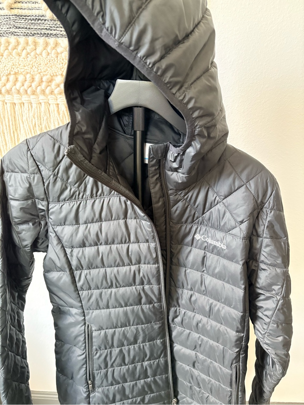 Columbia Women's Gray Hooded Puffer Jacket